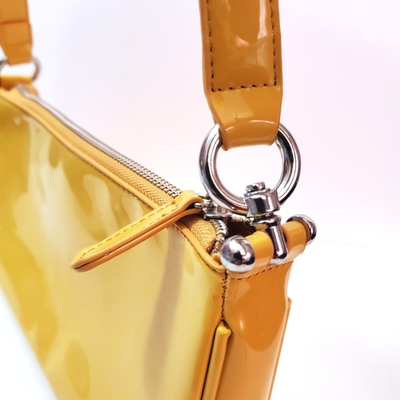 Urban Outfitters - Yellow Patent Baguette Purse - Picture 6 of 8
